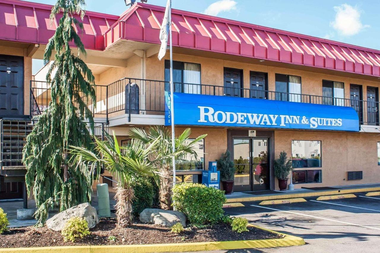 Rodeway Fife